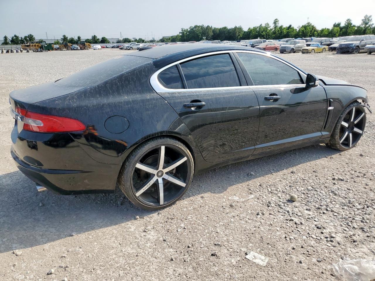 2009 JAGUAR XF