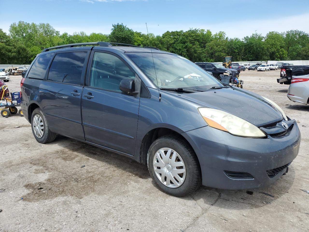 2006 TOYOTA SIENNA