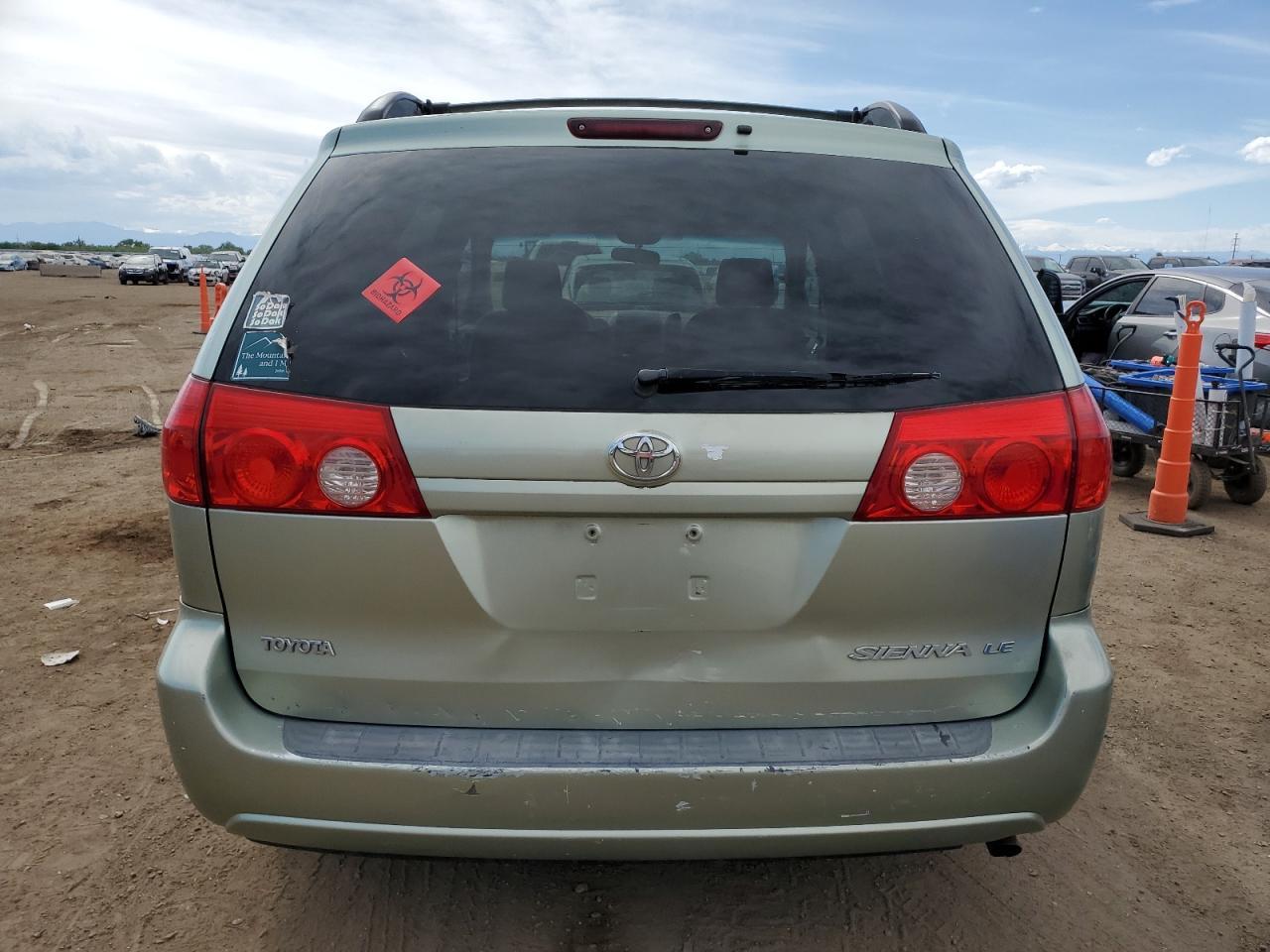 2008 TOYOTA SIENNA