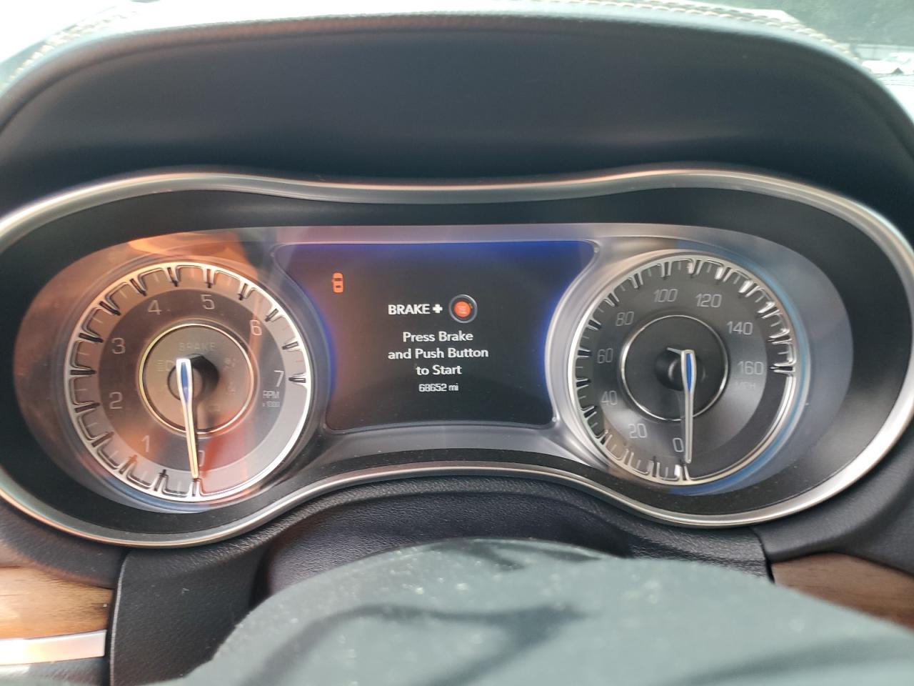 2018 CHRYSLER 300