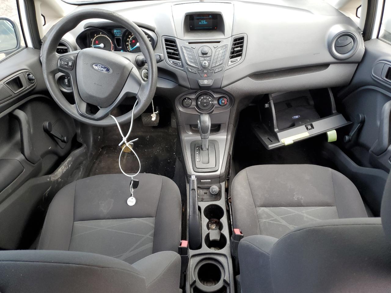 2014 FORD Fiesta