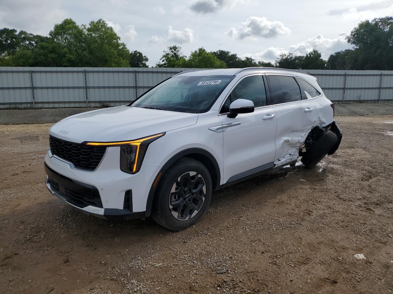 2025 KIA SORENTO