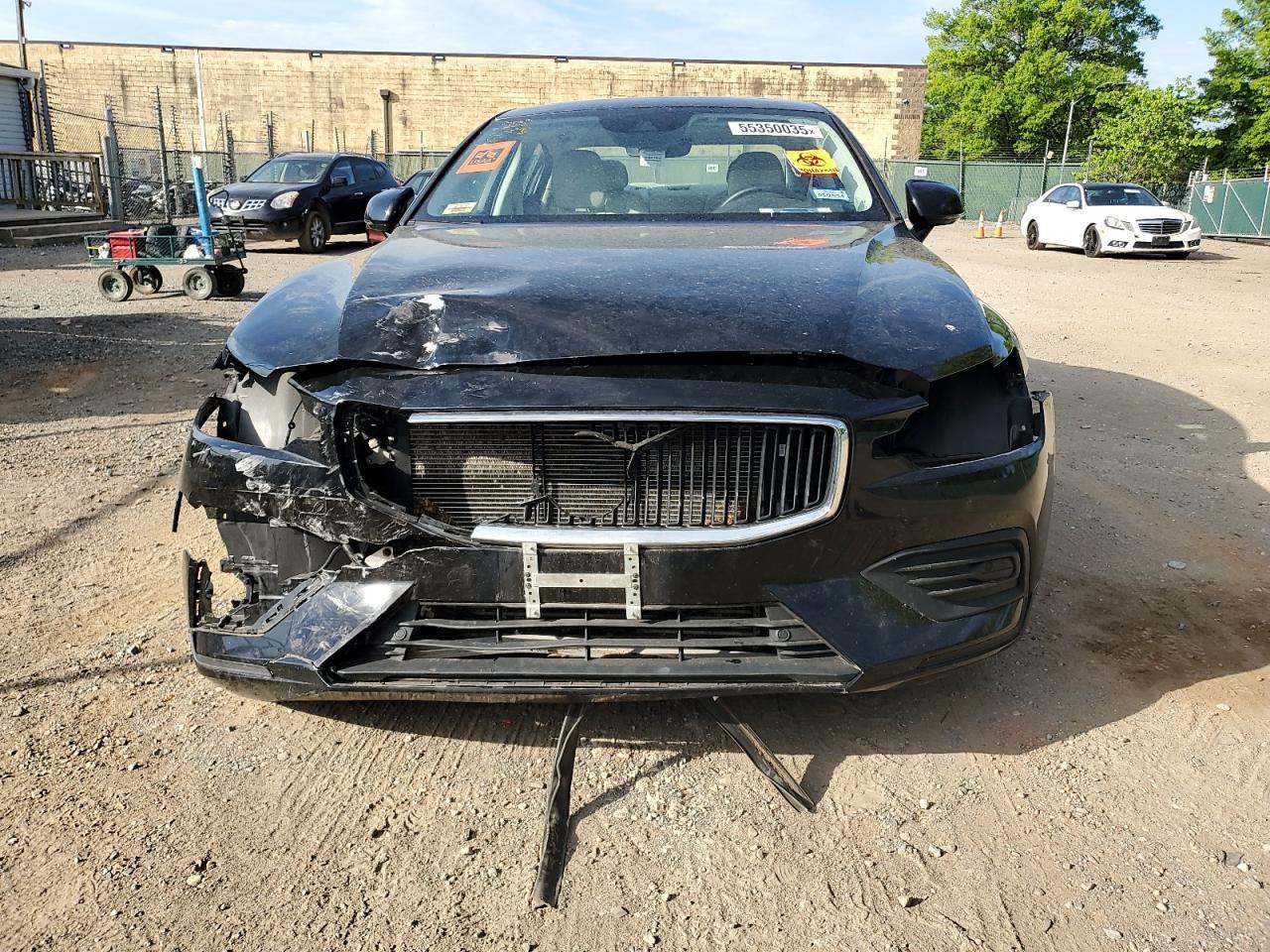 2019 VOLVO S60