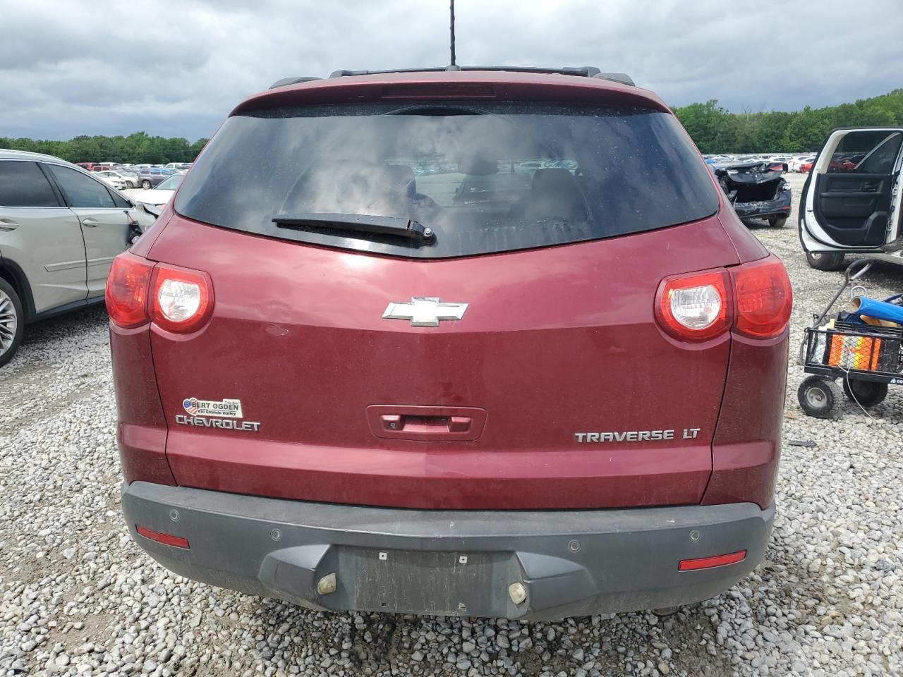 2010 CHEVROLET TRAVERSE
