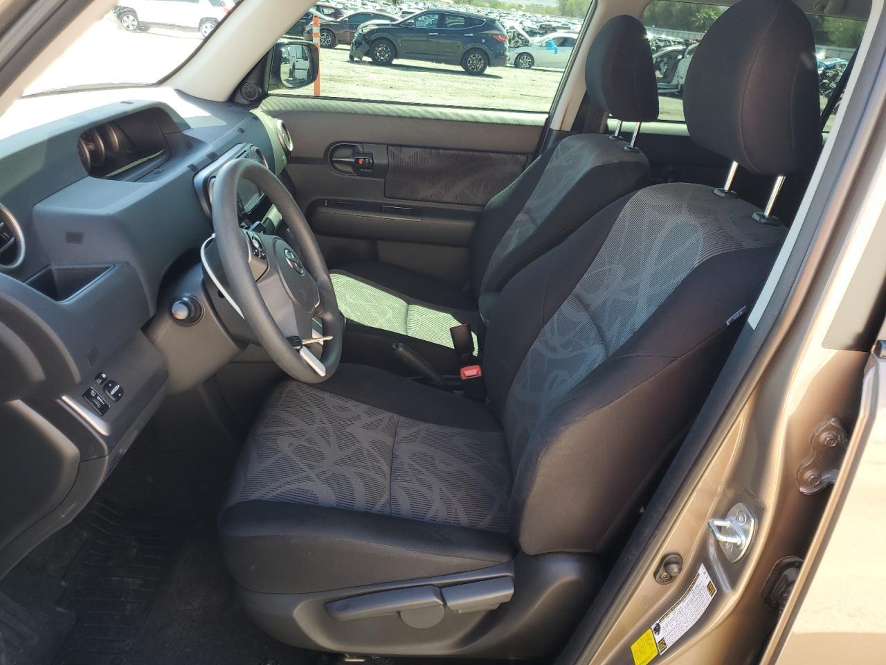 2014 TOYOTA SCION