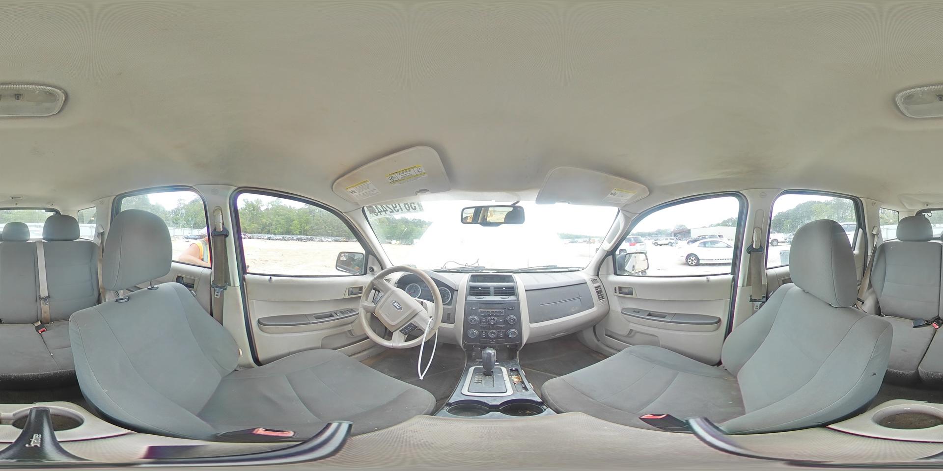 2010 FORD ESCAPE