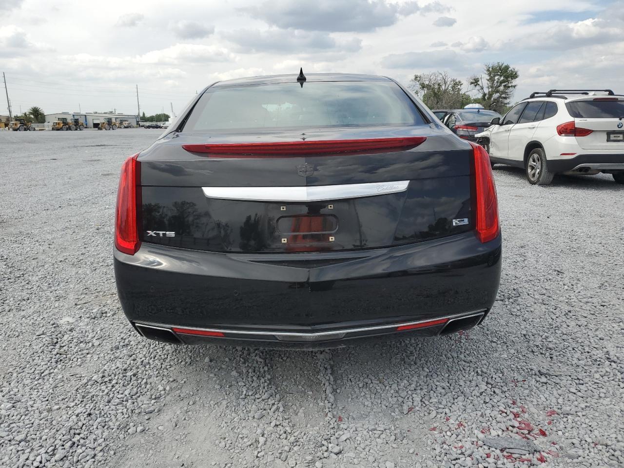 2013 CADILLAC XTS