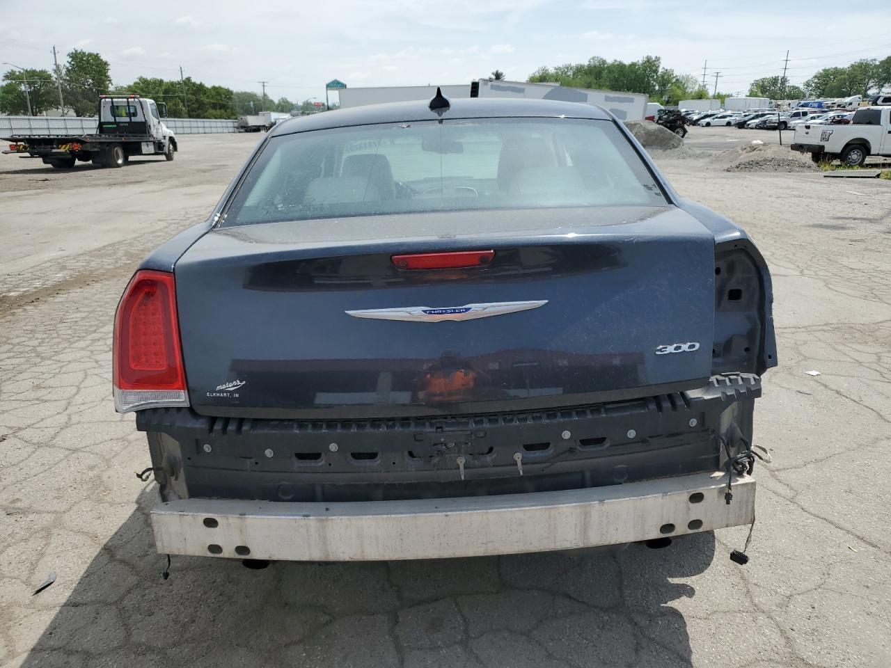 2019 CHRYSLER 300