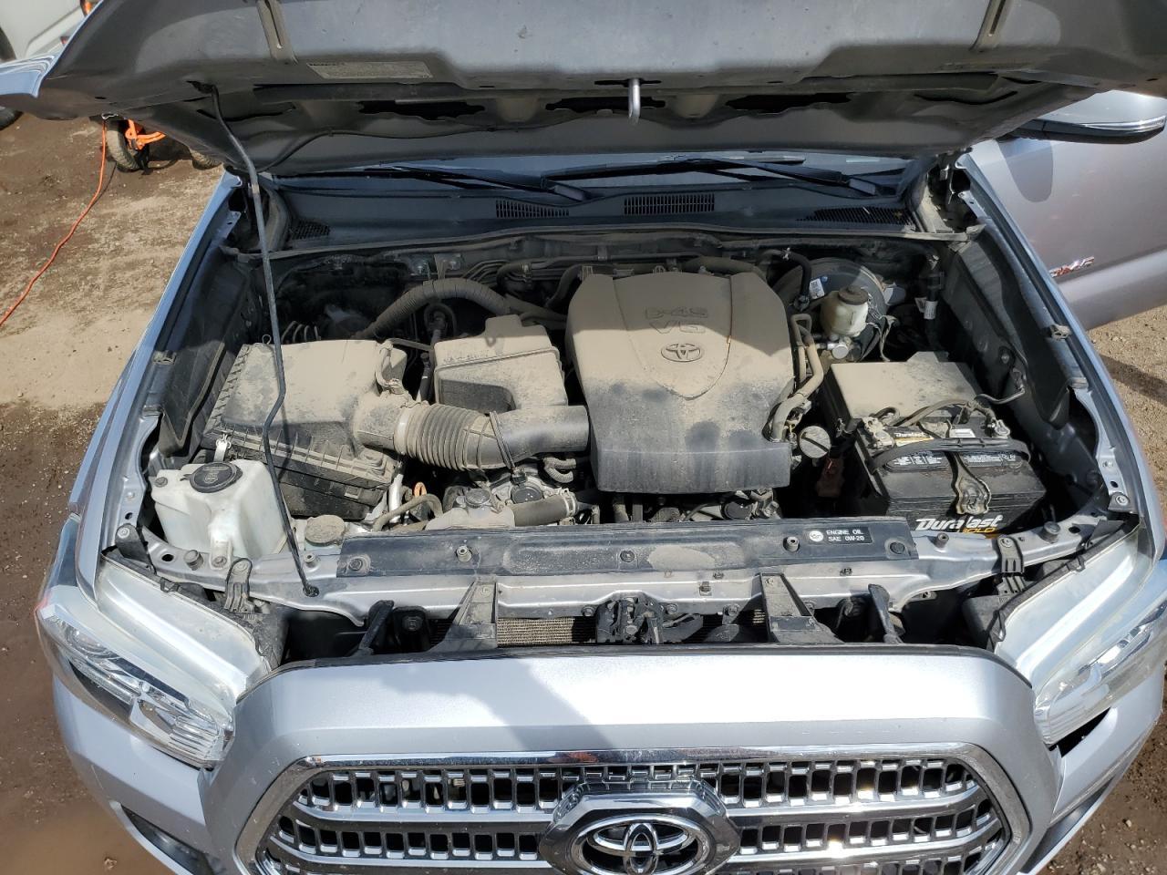 2017 TOYOTA TACOMA