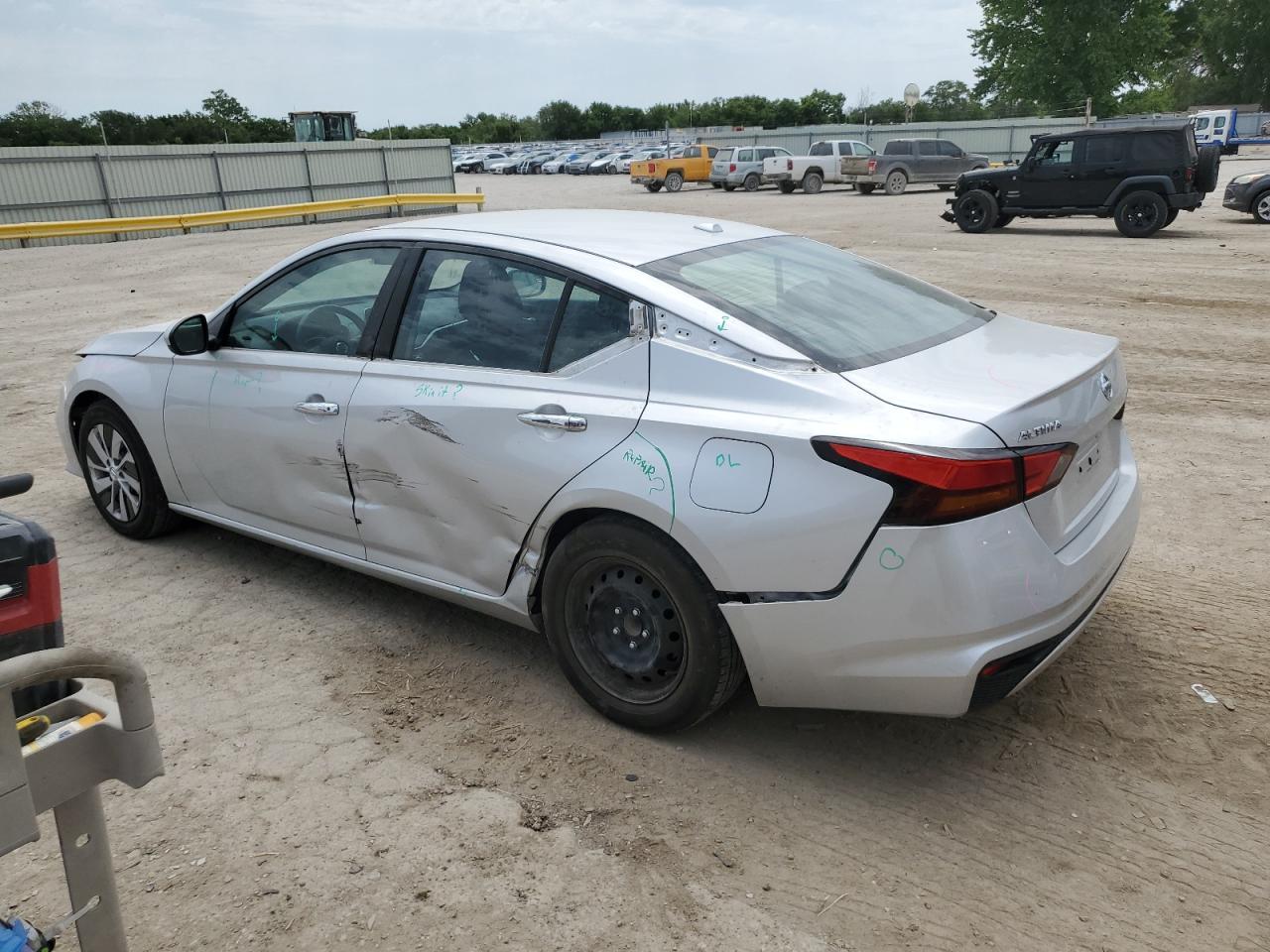 2019 NISSAN ALTIMA