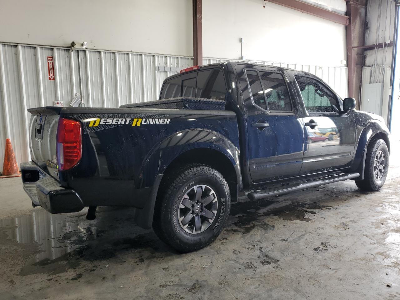 2017 NISSAN Frontier