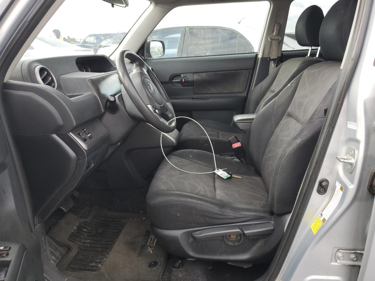 2013 TOYOTA SCION