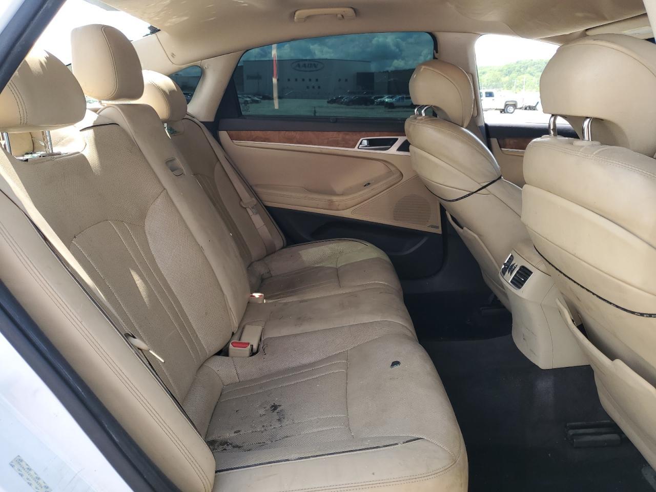 2015 HYUNDAI GENESIS