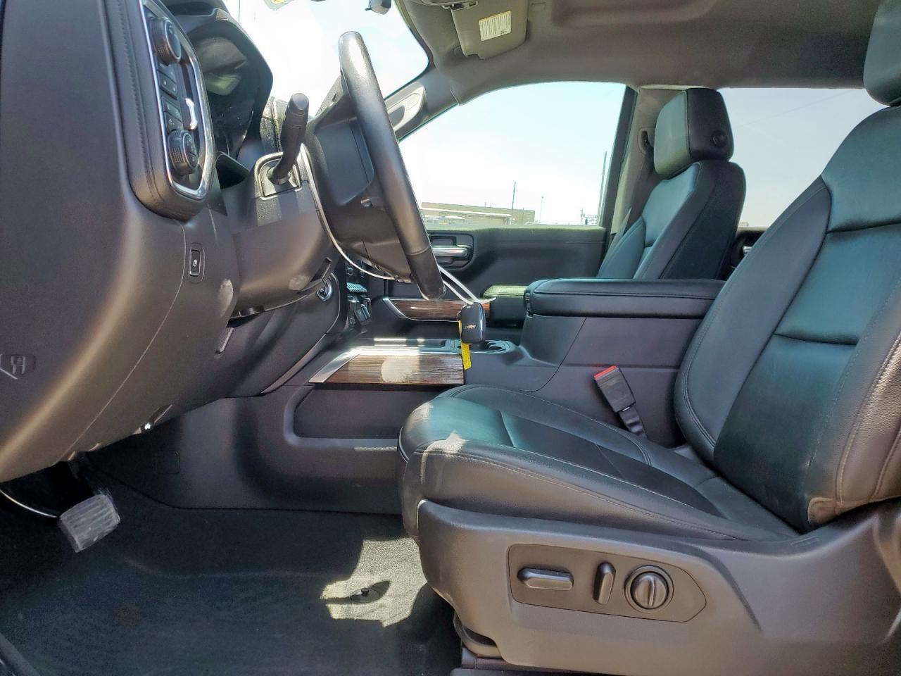 2021 CHEVROLET Silverado