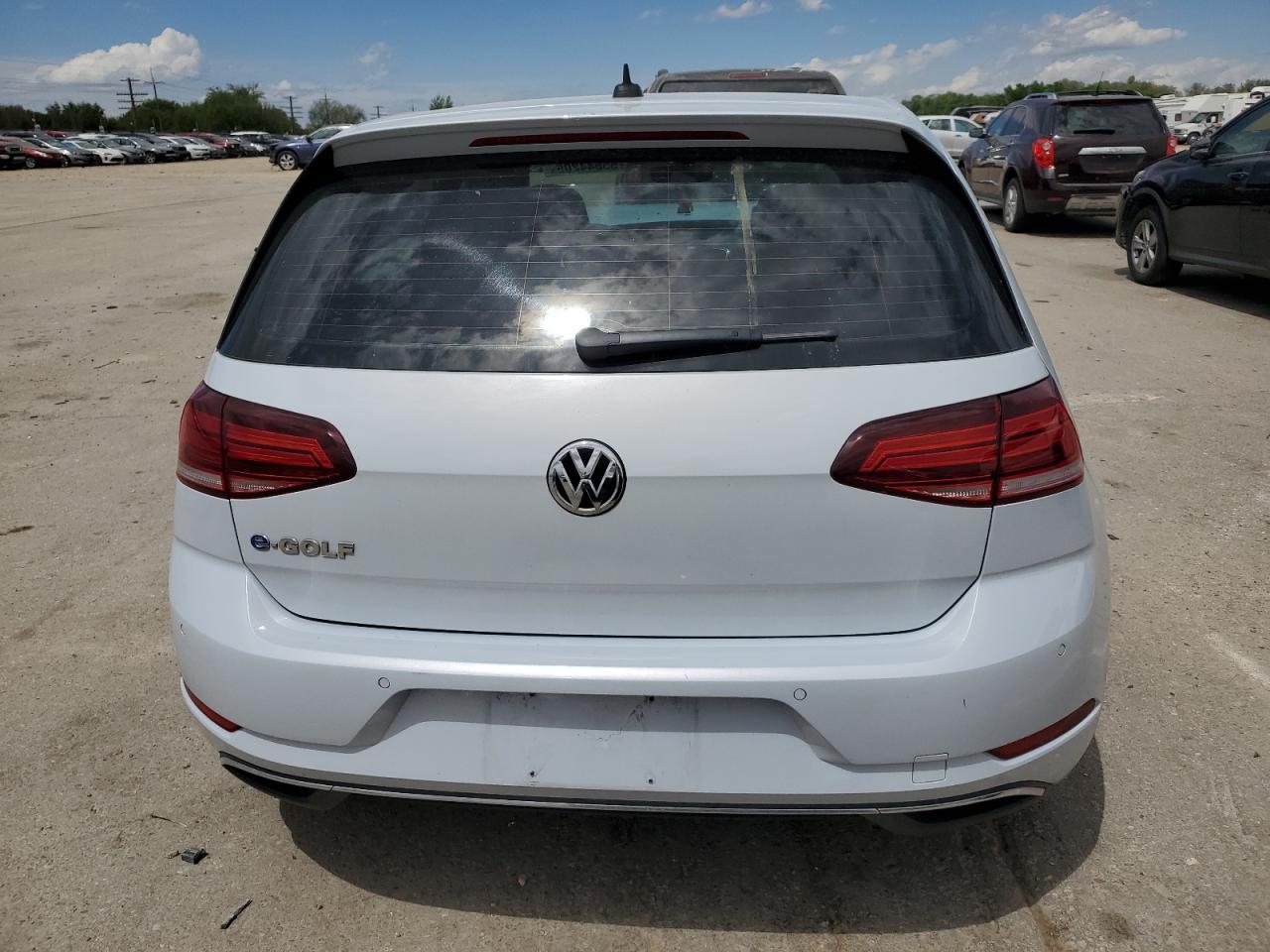 2017 VOLKSWAGEN e-Golf