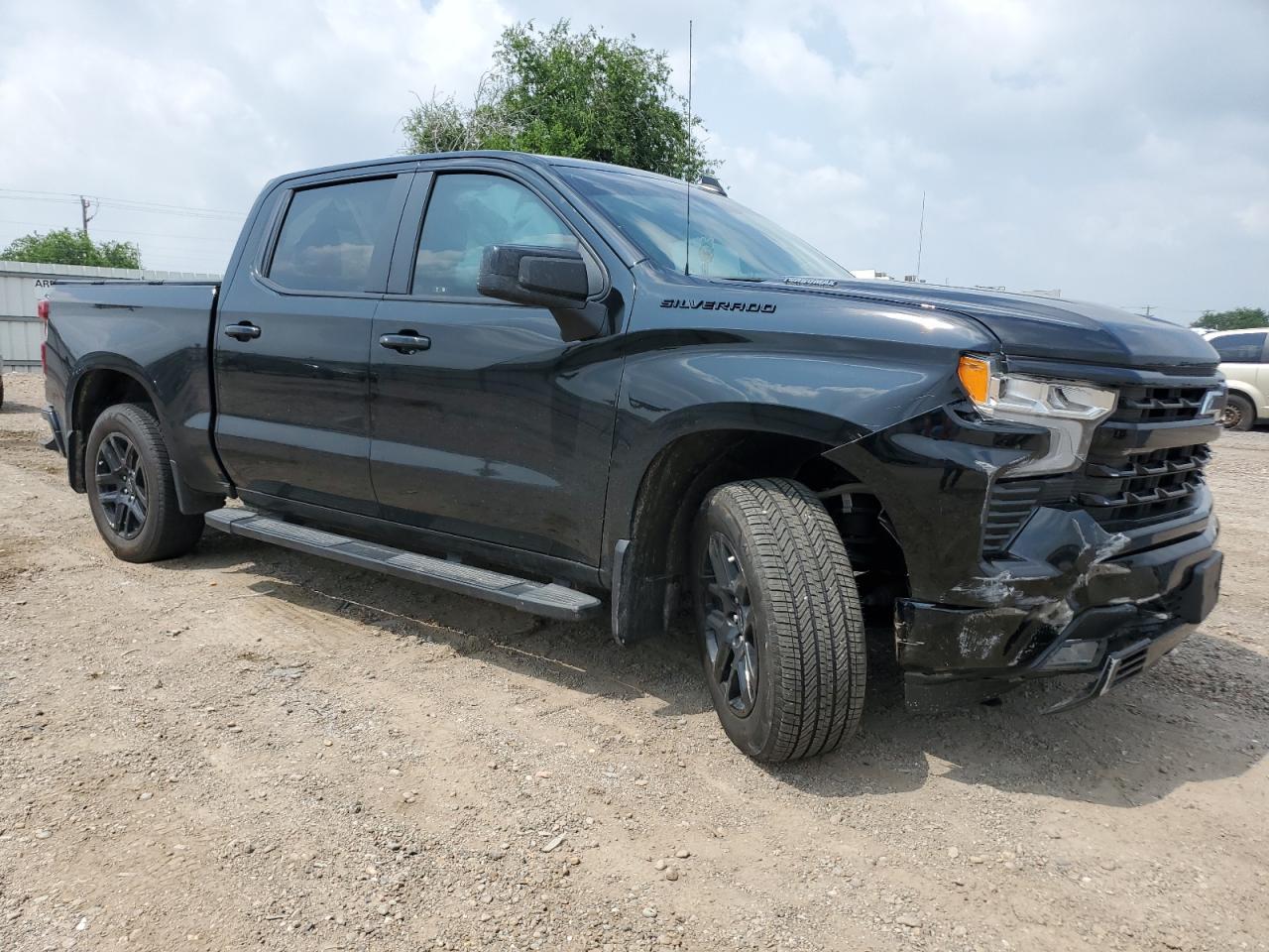 2024 CHEVROLET Silverado