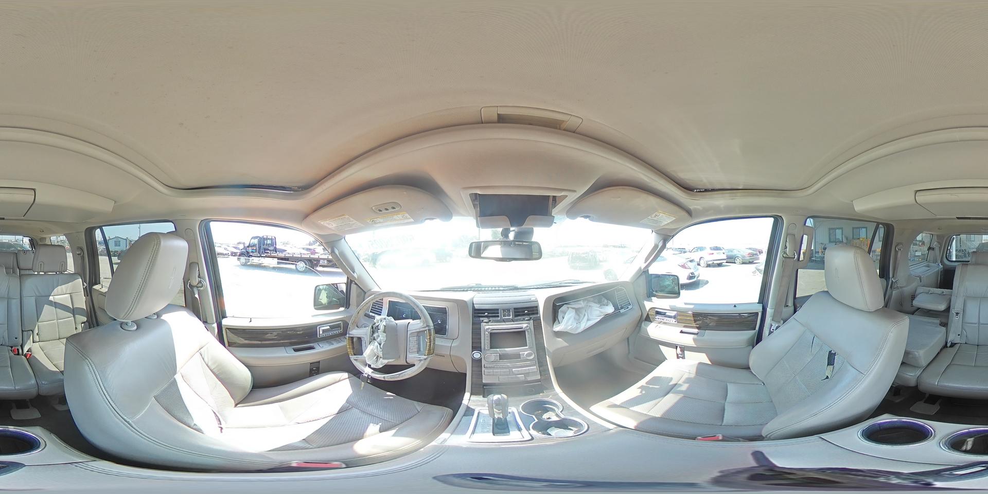 2010 LINCOLN Navigator