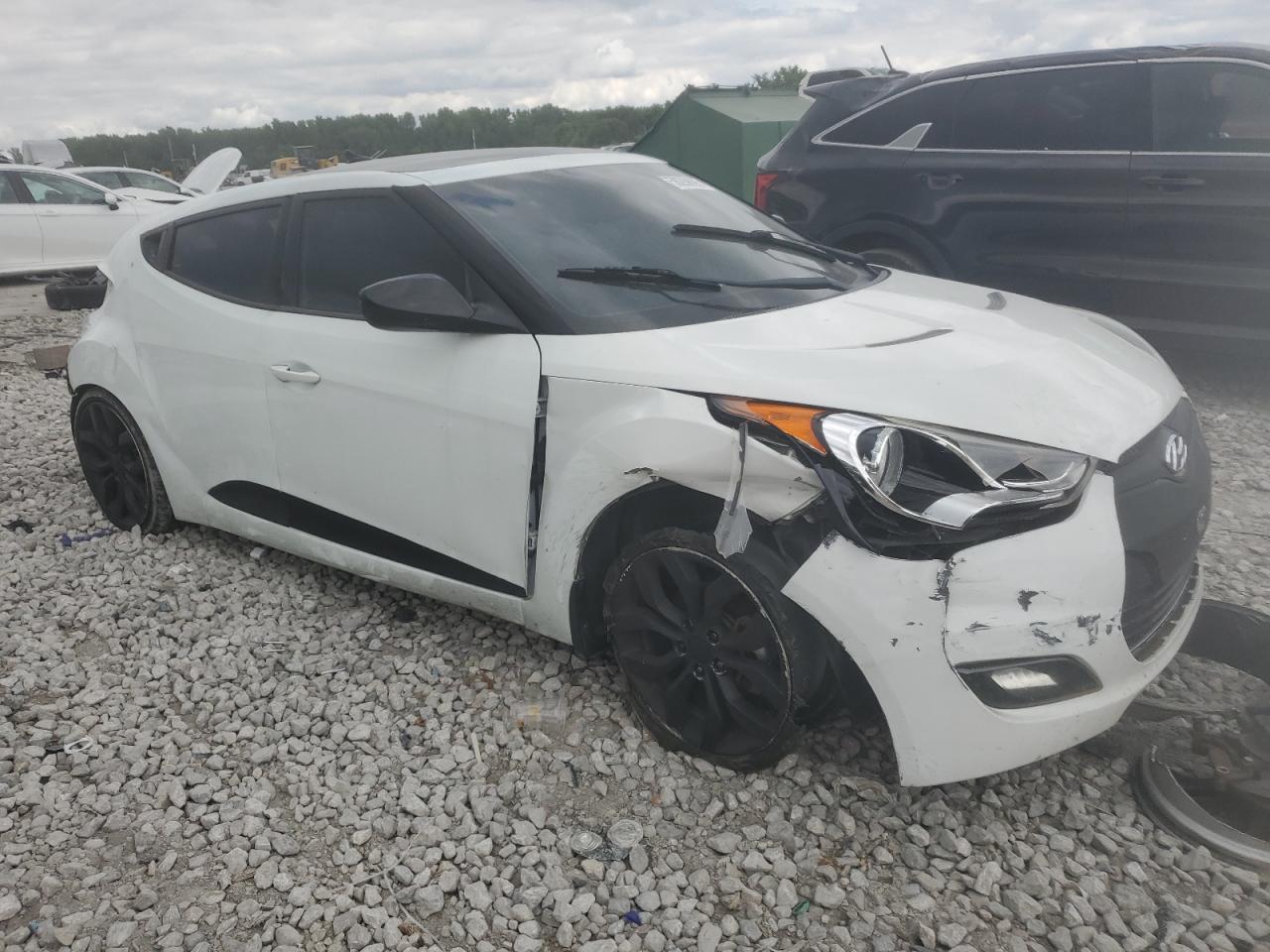 2013 HYUNDAI VELOSTER