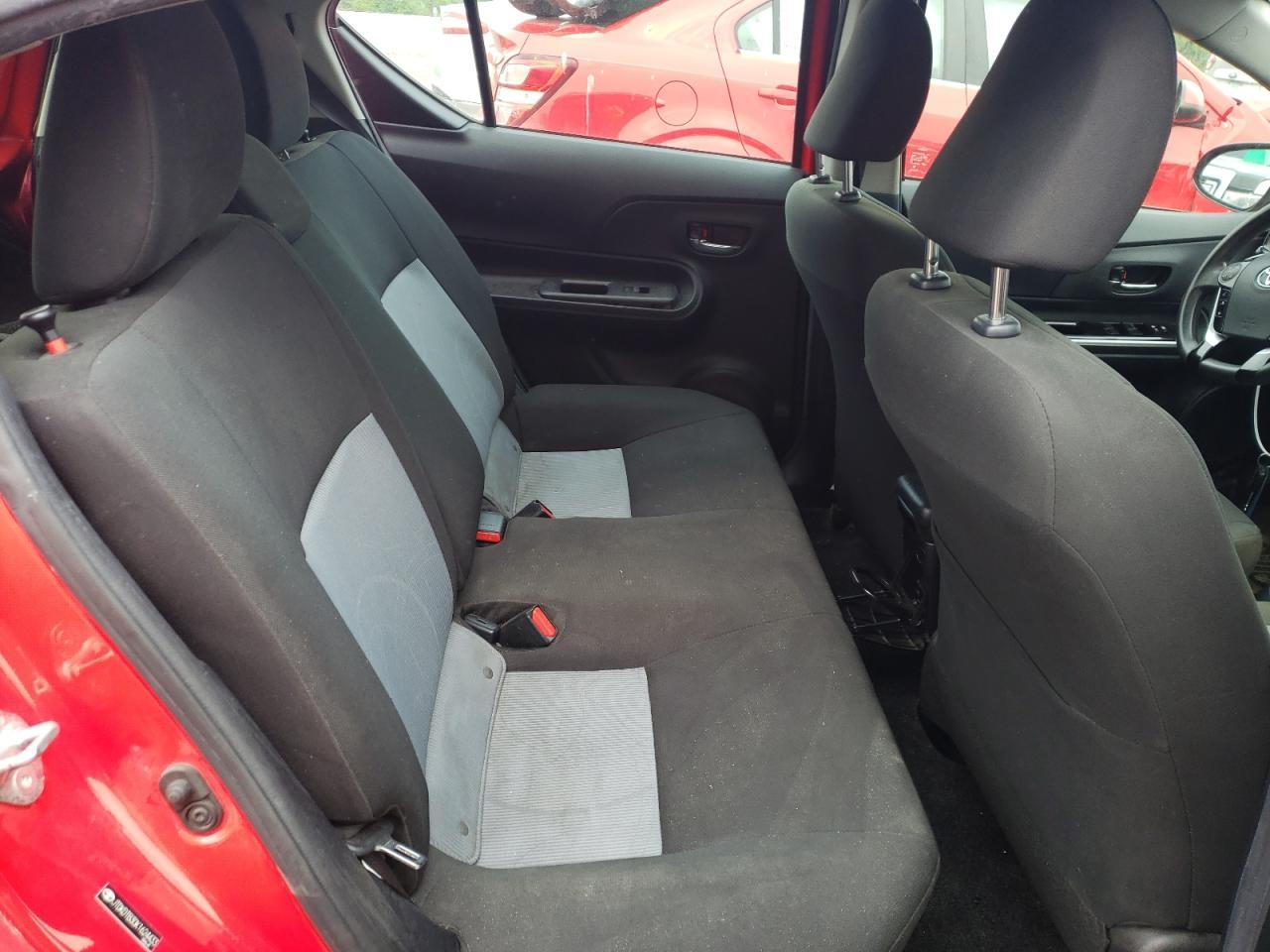 2019 TOYOTA PRIUS