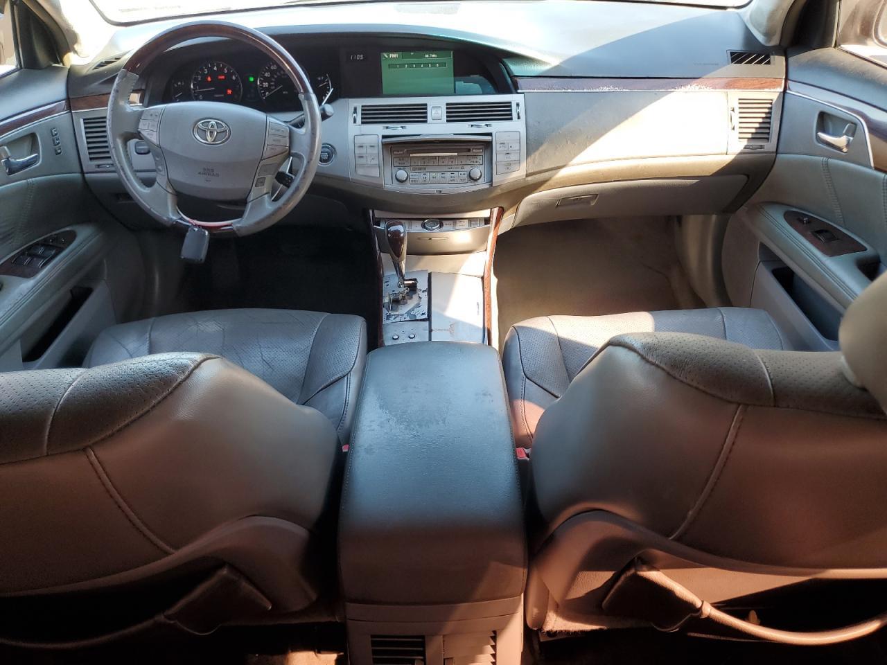 2009 TOYOTA Avalon