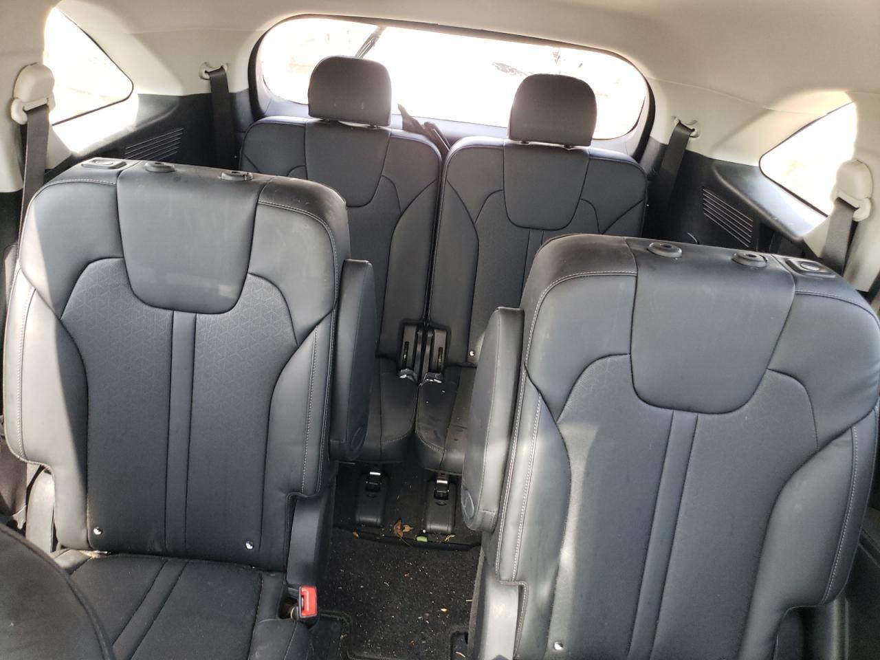 2022 KIA SORENTO