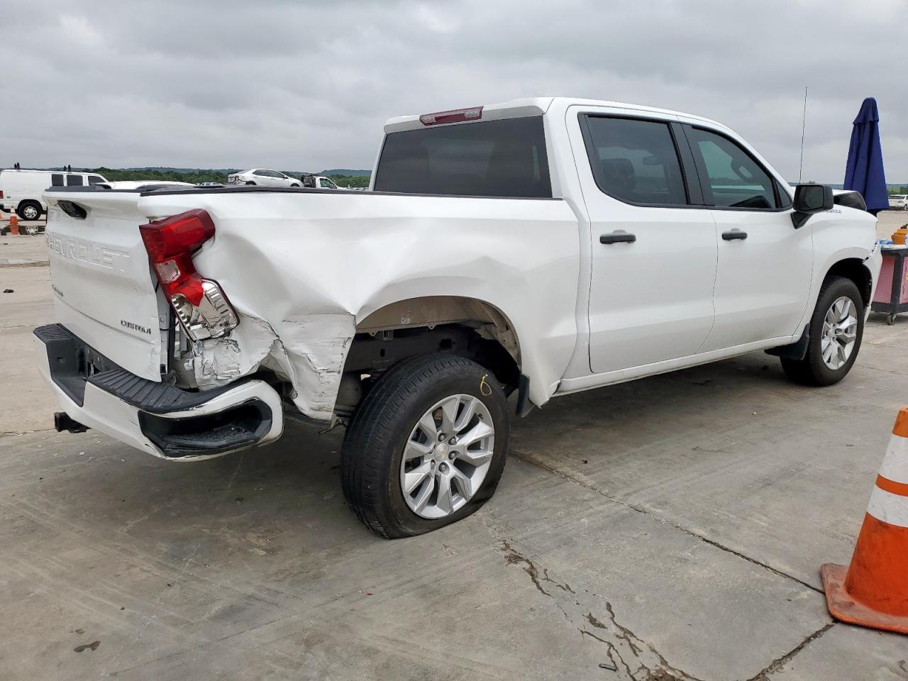 2024 CHEVROLET Silverado