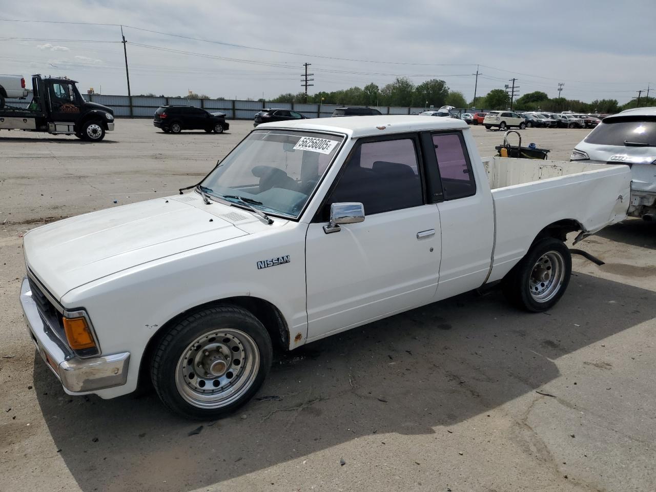 1985 NISSAN 720