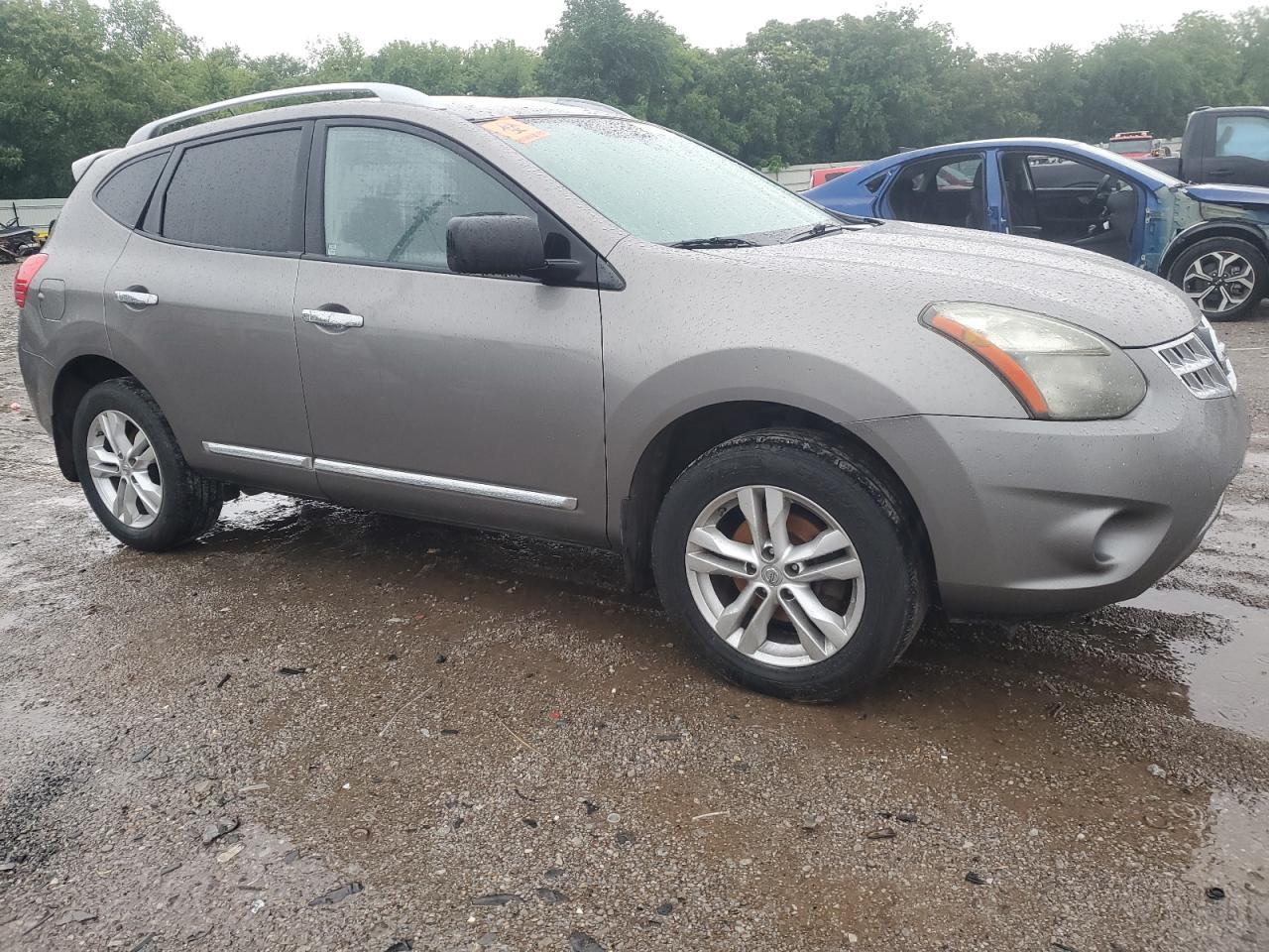 2015 NISSAN ROGUE