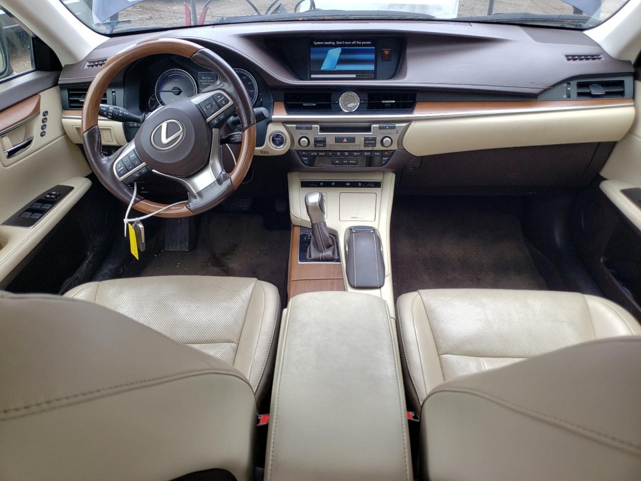 2018 LEXUS Es