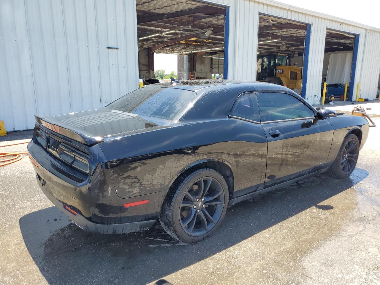 2017 DODGE Challenger