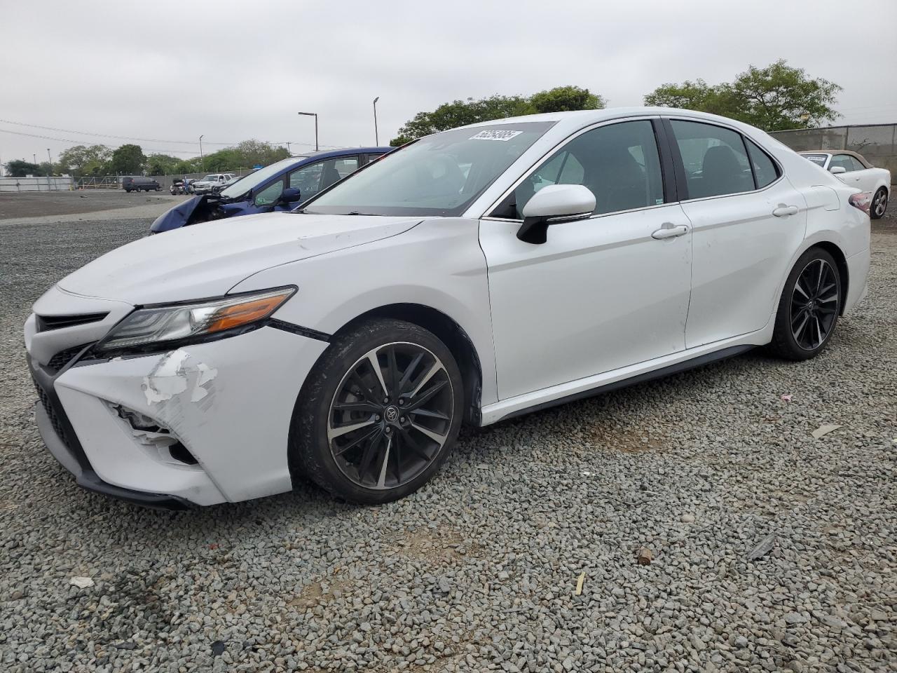 2018 TOYOTA CAMRY