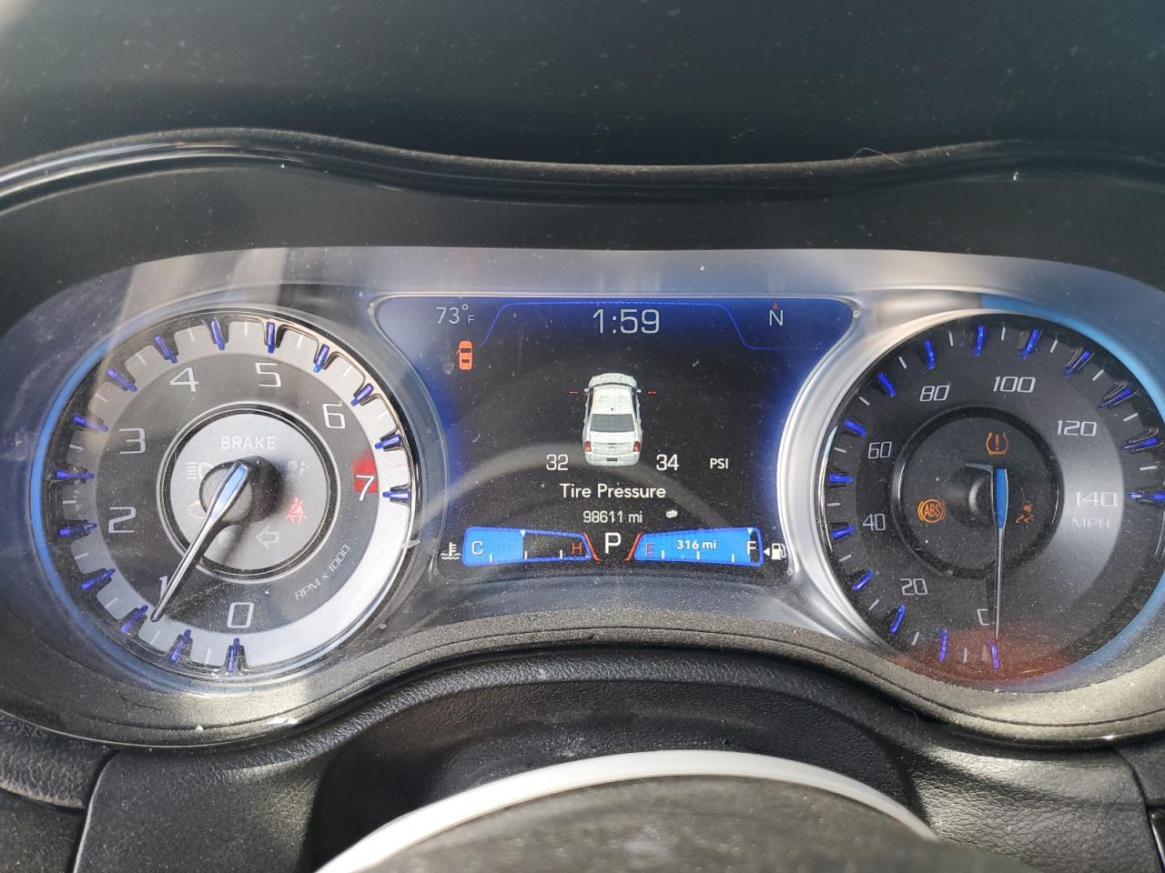 2019 CHRYSLER 300
