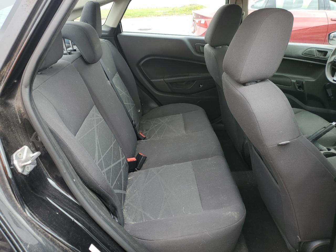 2014 FORD Fiesta