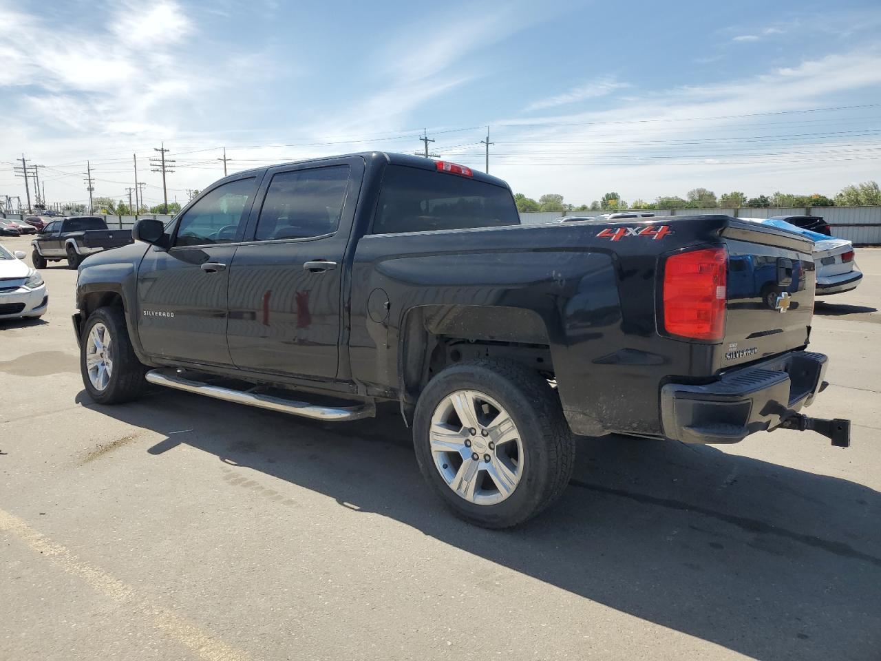 2018 CHEVROLET Silverado
