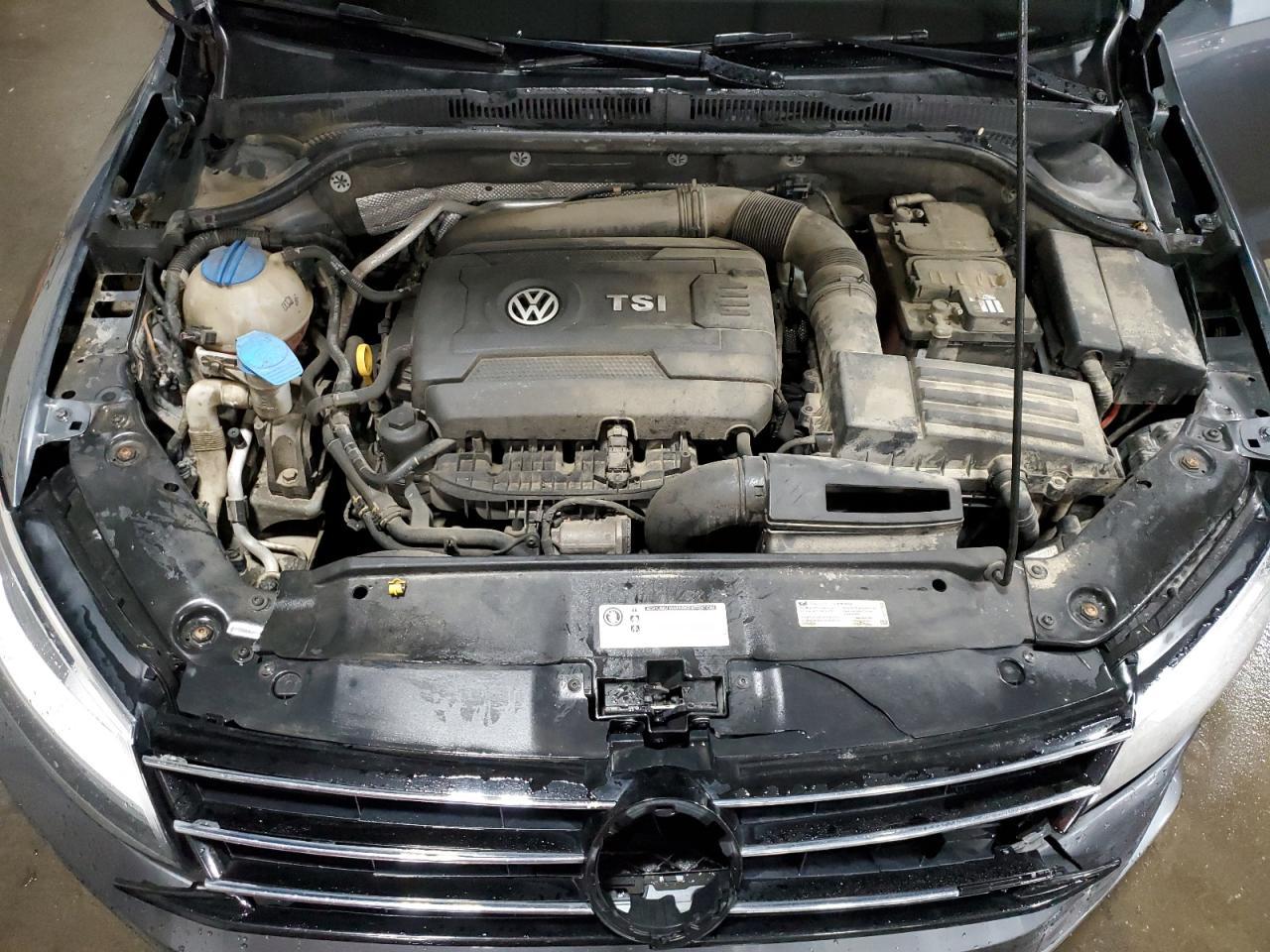 2016 VOLKSWAGEN JETTA
