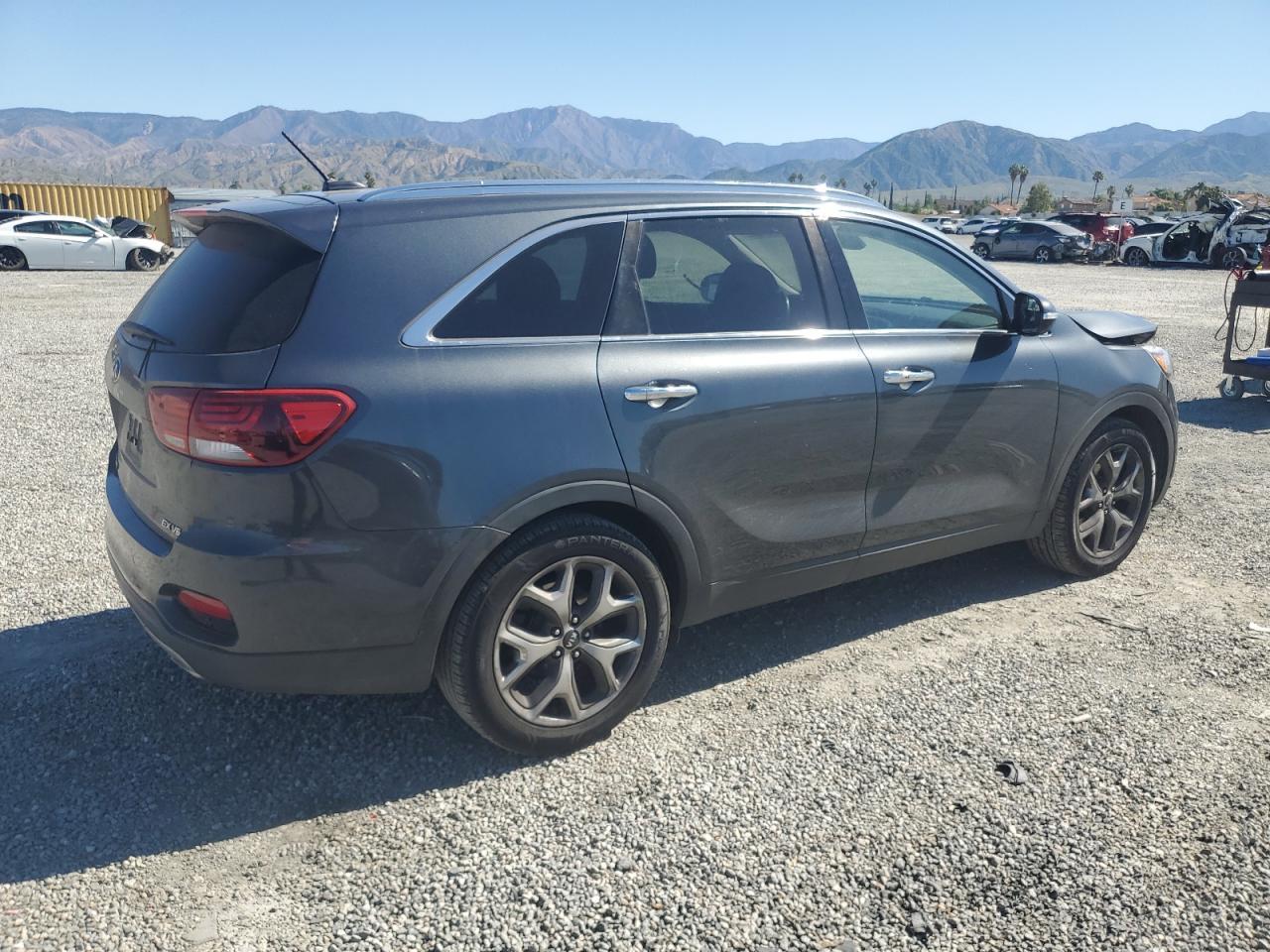 2019 KIA SORENTO