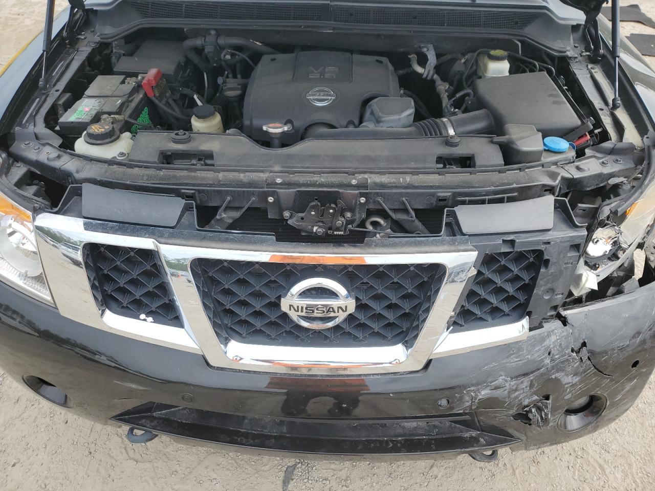 2015 NISSAN Armada