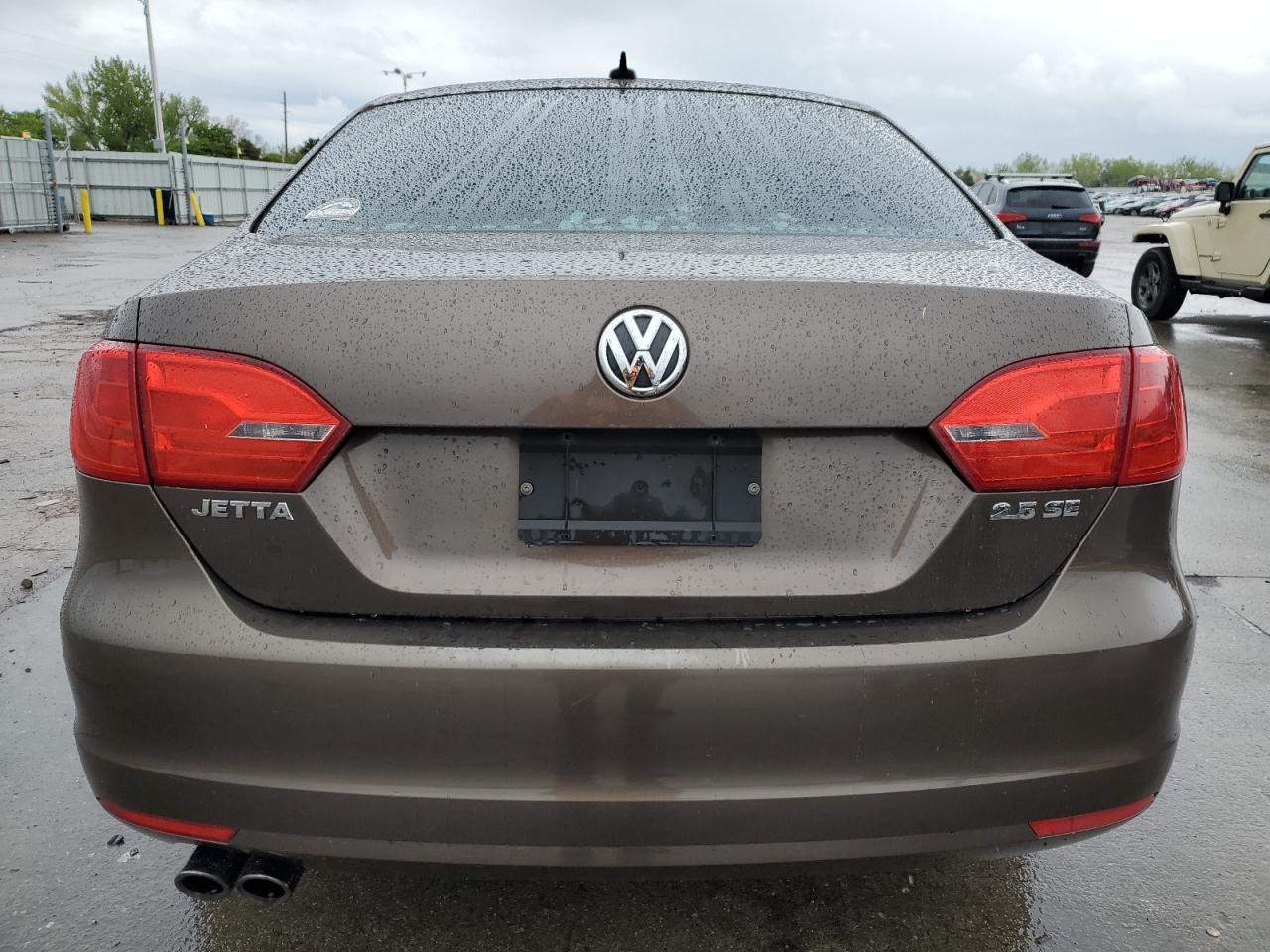 2011 VOLKSWAGEN JETTA