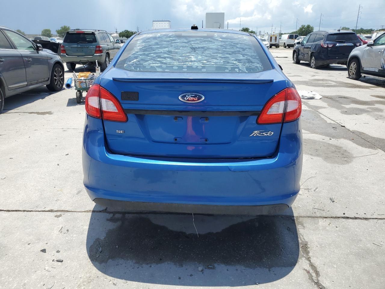 2011 FORD Fiesta