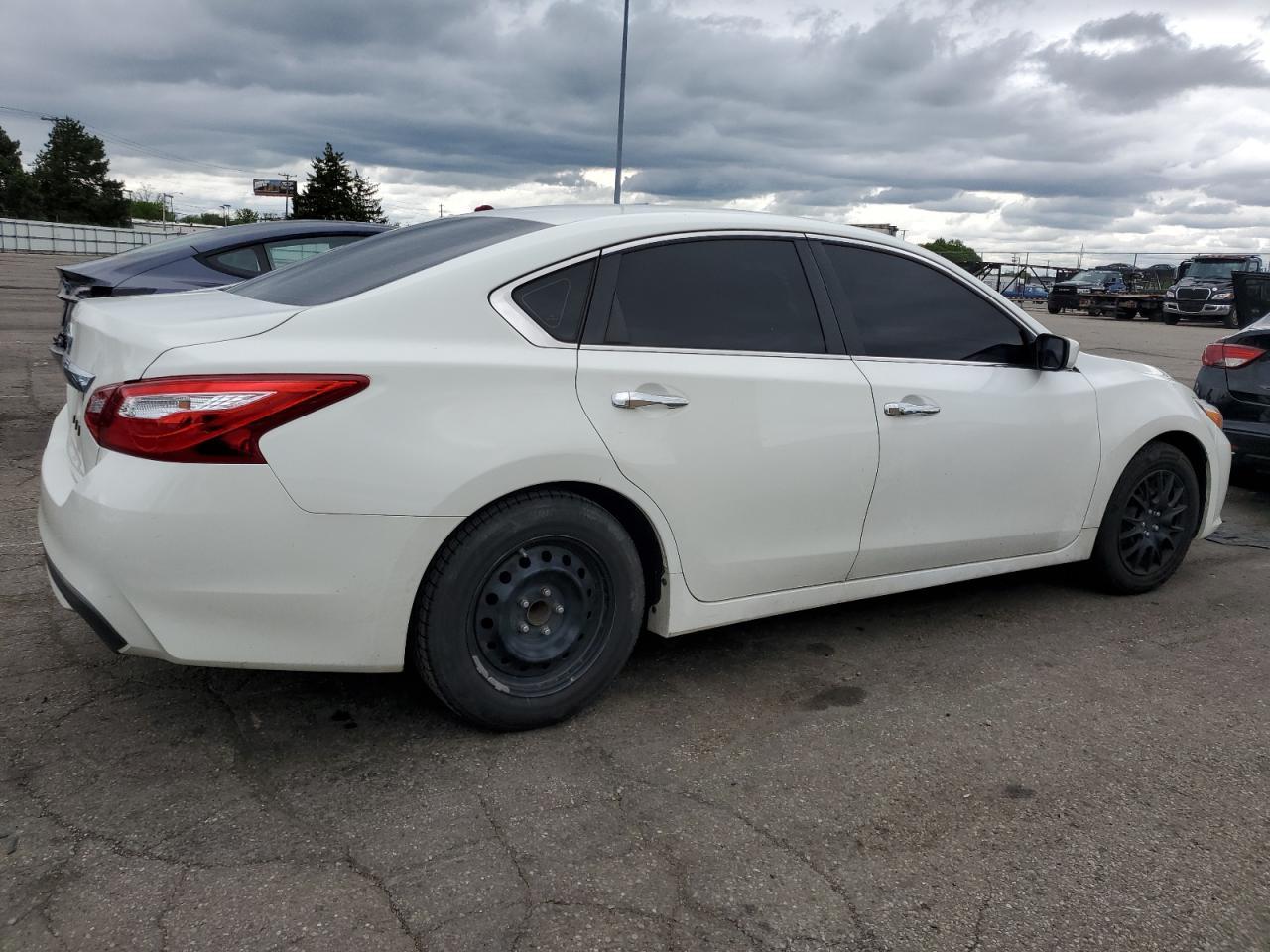 2017 NISSAN ALTIMA