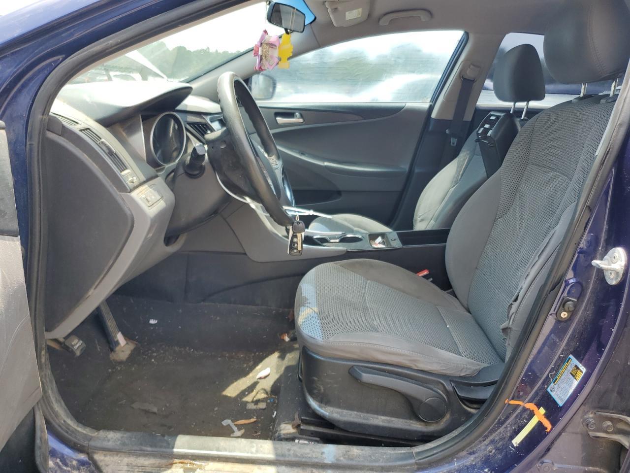 2011 HYUNDAI SONATA