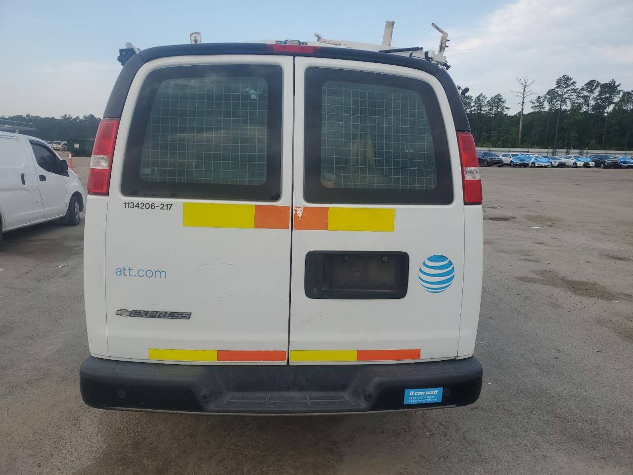 2017 CHEVROLET EXPRESS 2500