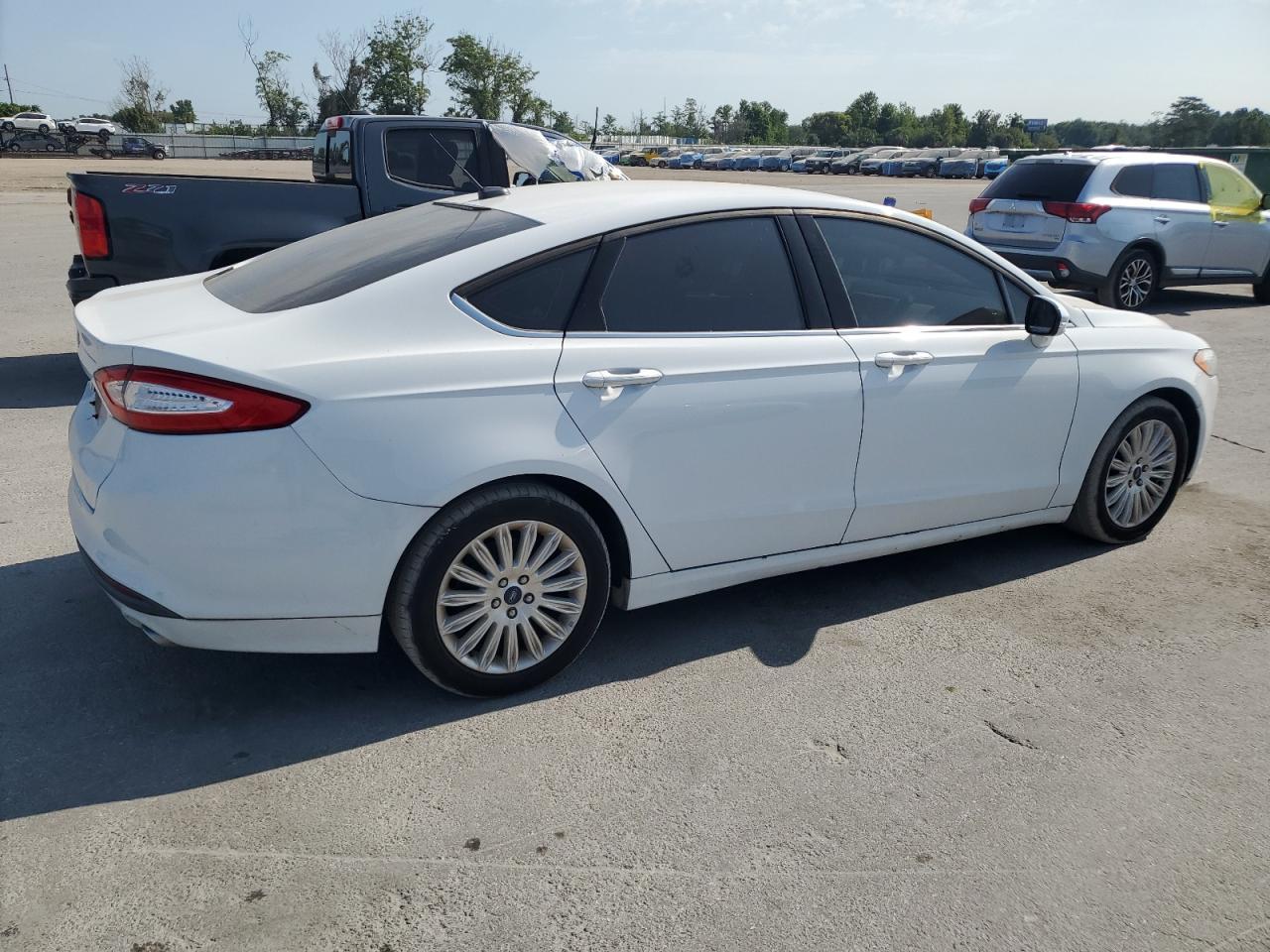 2016 FORD FUSION