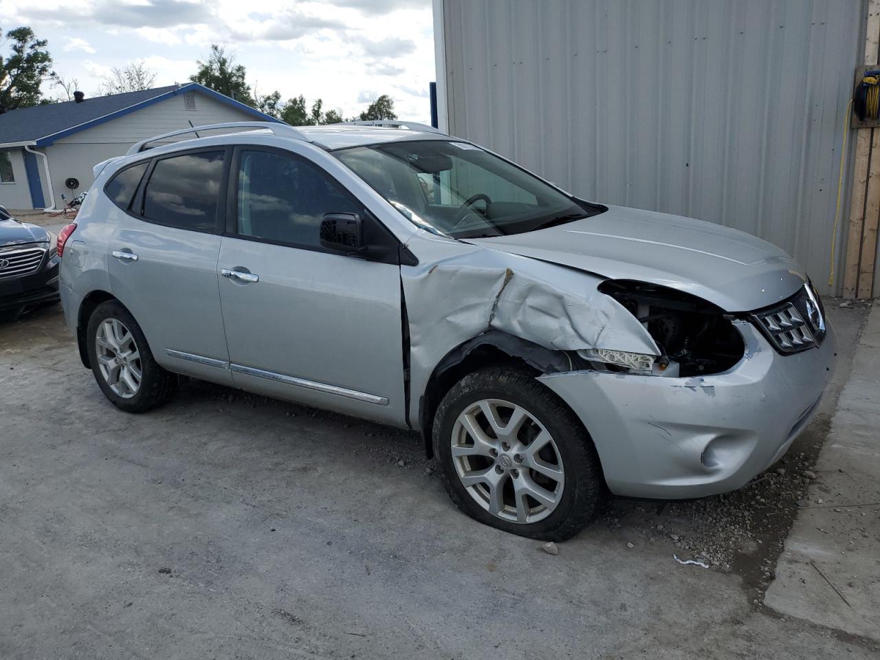 2011 NISSAN ROGUE