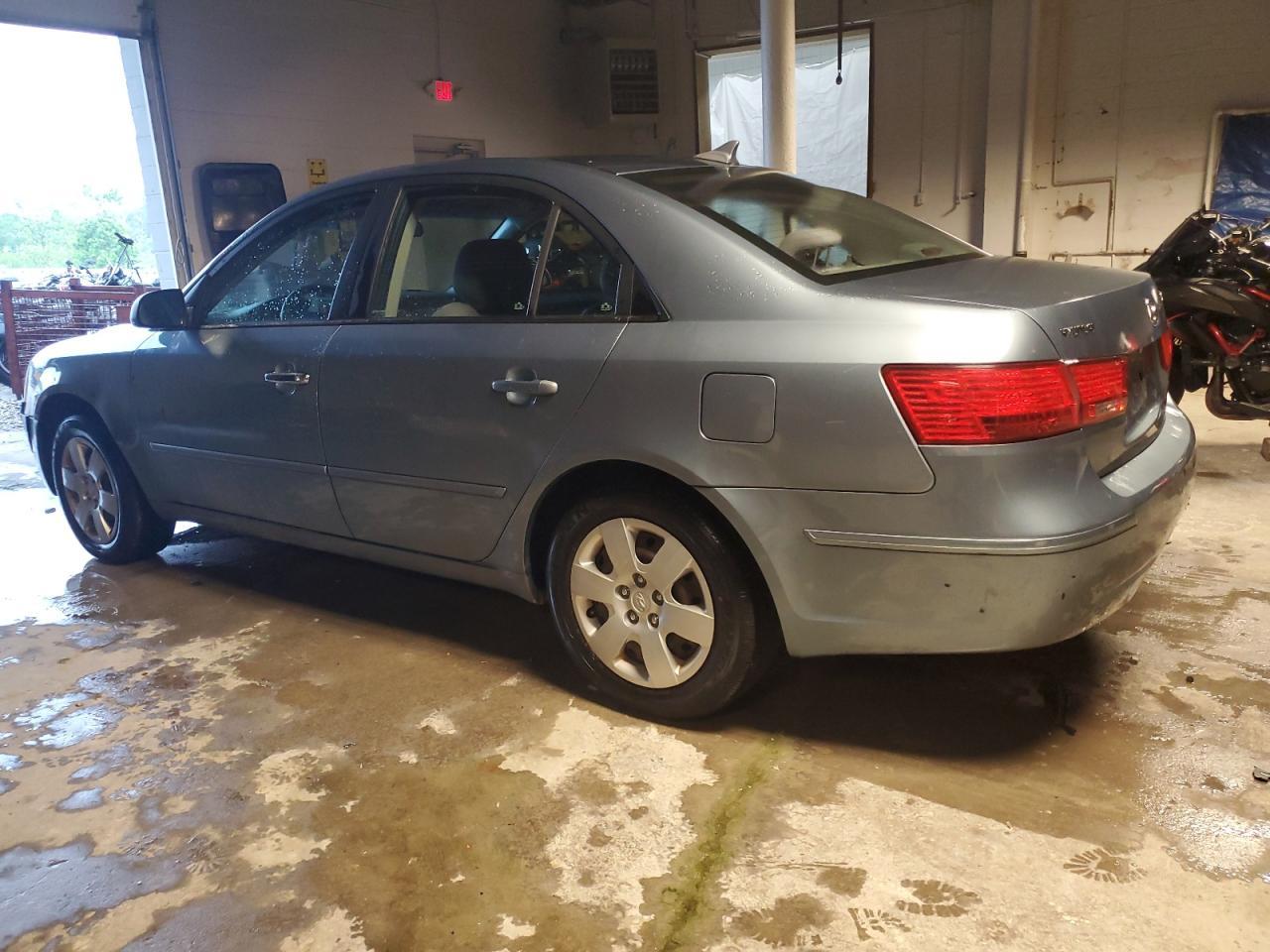 2010 HYUNDAI SONATA
