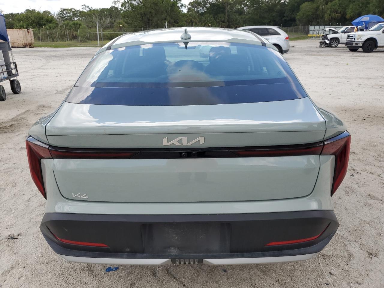 2025 KIA K4