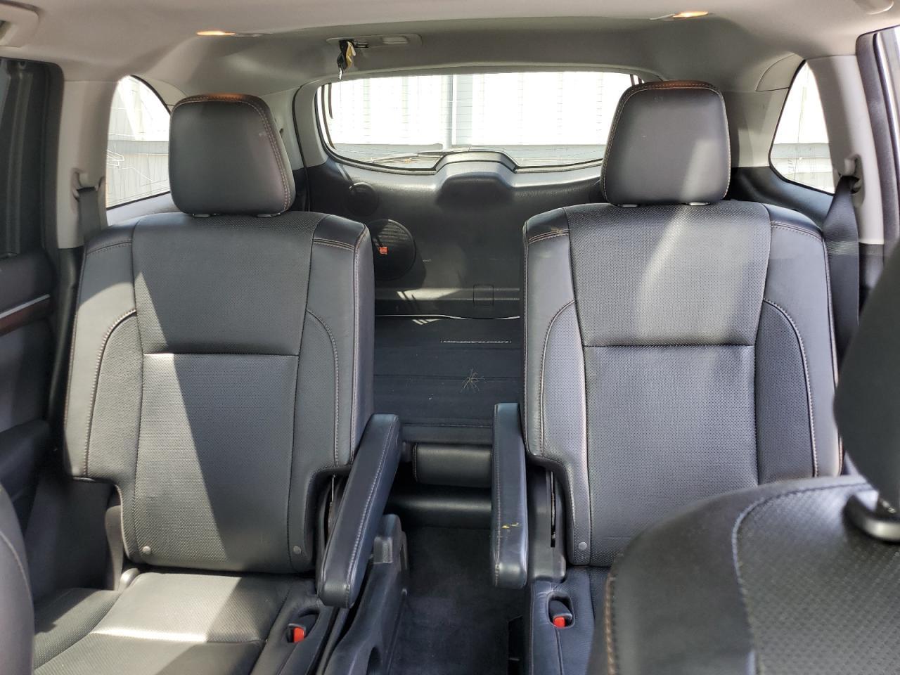 2016 TOYOTA HIGHLANDER