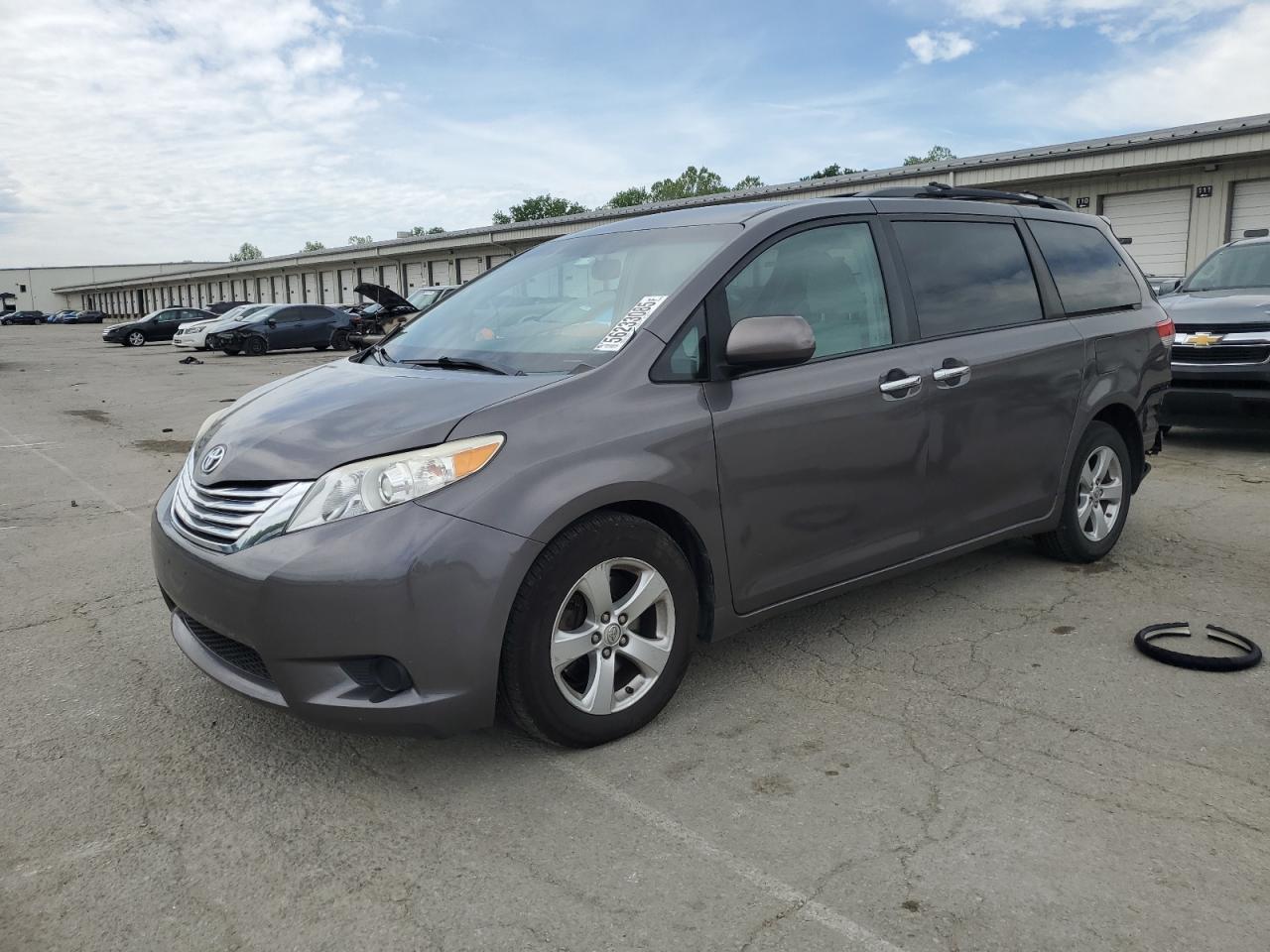 2013 TOYOTA SIENNA