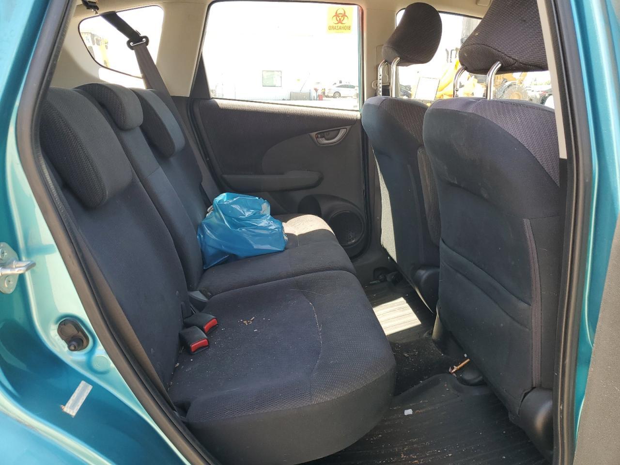 2012 HONDA FIT