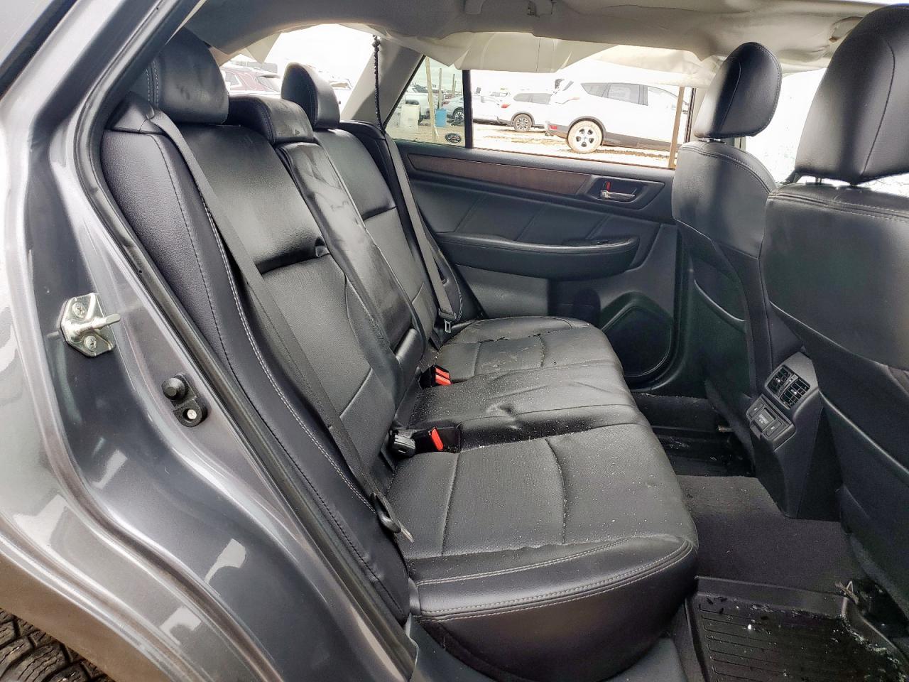 2018 SUBARU Outback